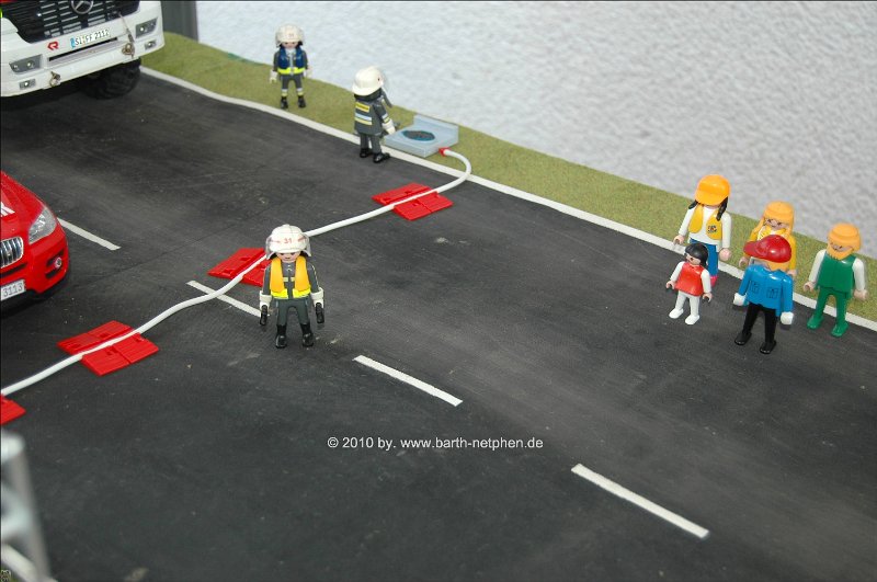 Feuerwehrtisch_100606 020_prot.jpg
